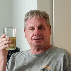 Meet your Posher, Larry